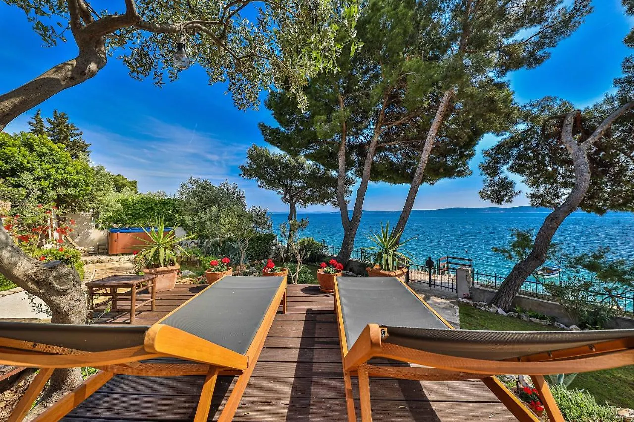 Luxury Villa - By The Sea, Summer Kitchen, Hot Tub, Sup, Boat, 5 Rooms, Wifi, Parking - Trogir Okrug Gornji