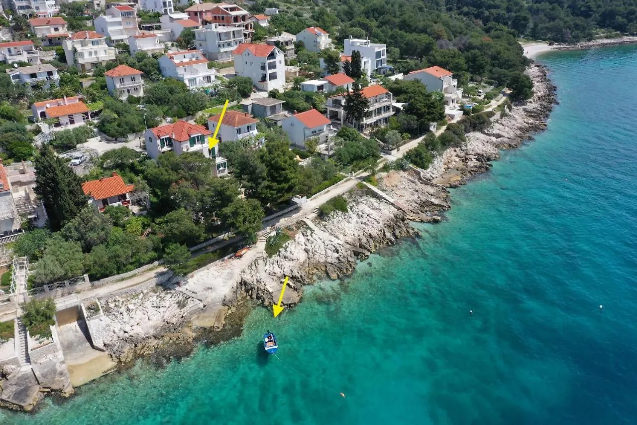 Luxury Villa - By The Sea, Summer Kitchen, Hot Tub, Sup, Boat, 5 Rooms, Wifi, Parking - Trogir Okrug Gornji