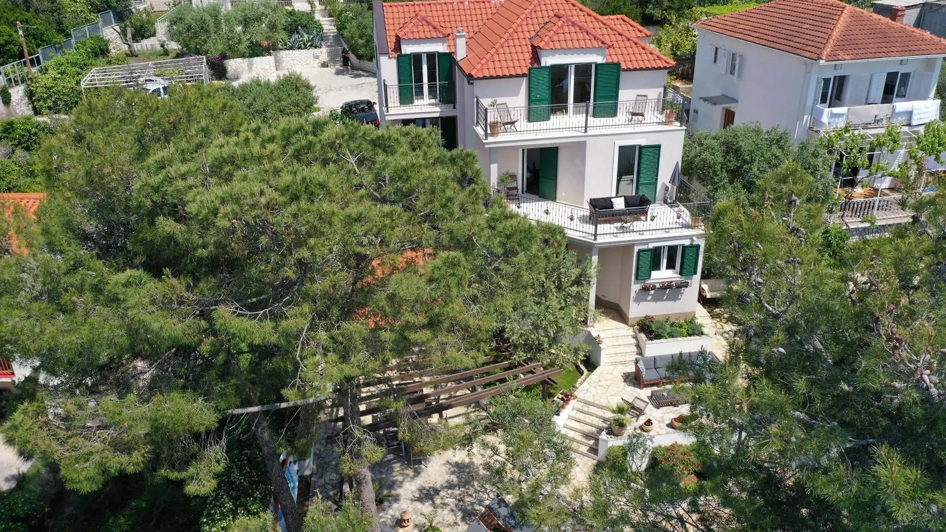 Luxury Villa - By The Sea, Summer Kitchen, Hot Tub, Sup, Boat, 5 Rooms, Wifi, Parking - Trogir Okrug Gornji